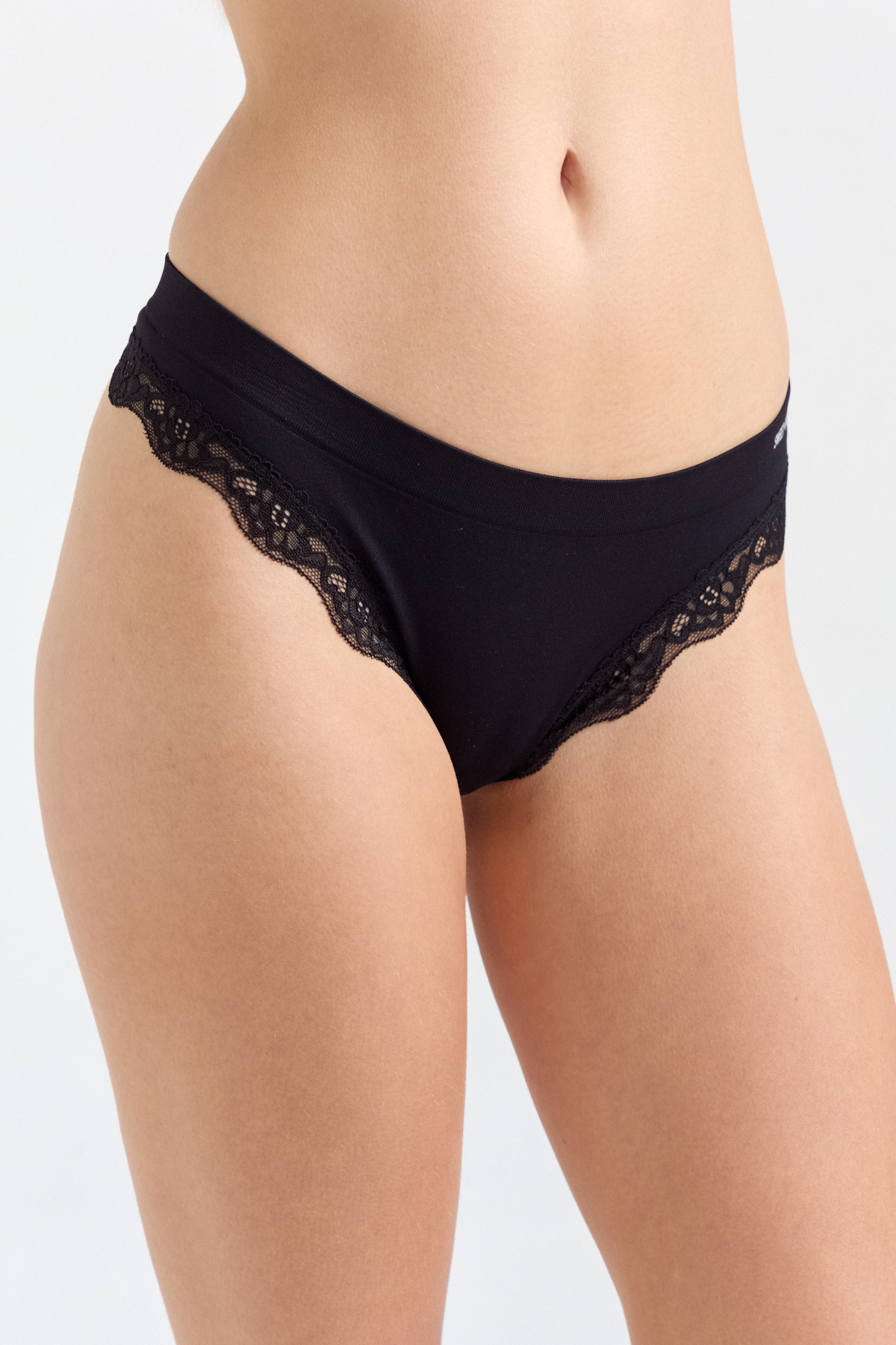 LIMITLESS LACE Less imagen 5